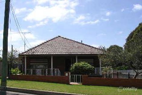 14 Sixth Ave, Port Kembla, NSW 2505