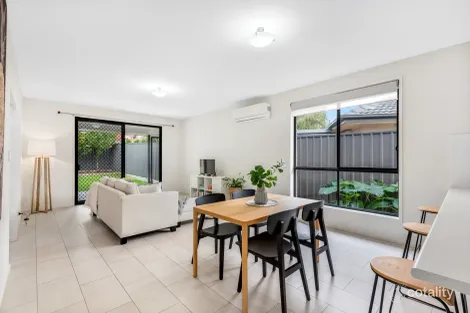 Property photo of 4 Edwina Drive Morphett Vale SA 5162