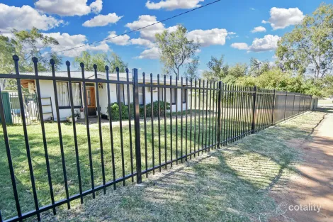 Property photo of 10 Ewart Place Gillen NT 0870