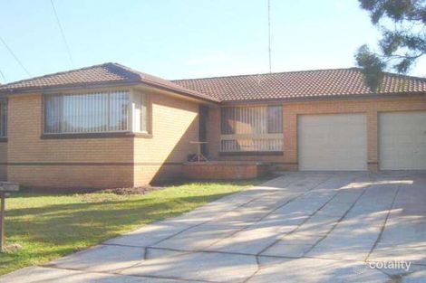 15 Harden Cres, Georges Hall, NSW 2198