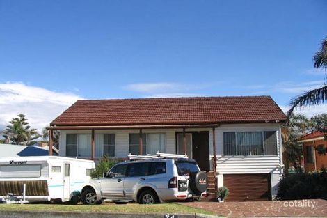 74 Little Lake Cres, Warilla, NSW 2528