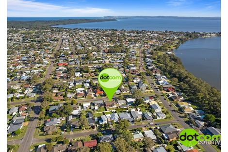 Property photo of 6 Fifth Avenue Toukley NSW 2263