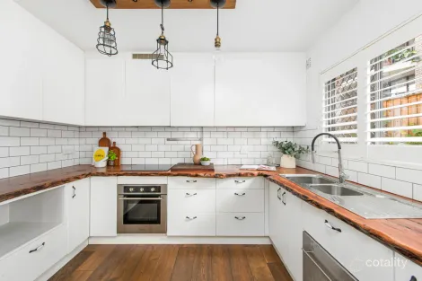 Property photo of 2/83 Pacific Parade Dee Why NSW 2099
