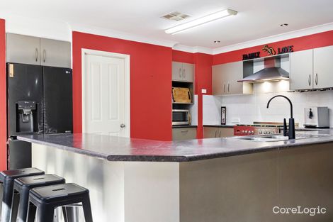 Property photo of 16 Magnolia Close Fletcher NSW 2287