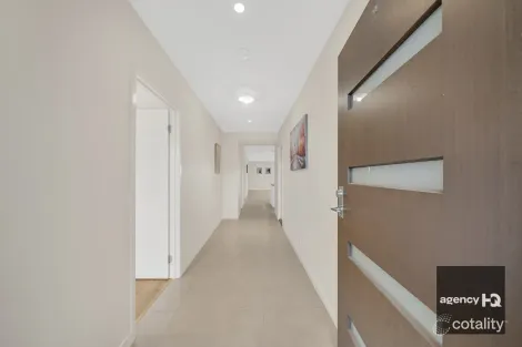 Property photo of 17 Dajarra Avenue Wyndham Vale VIC 3024