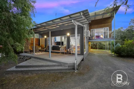 1a Tandara Rd, Halls Gap, VIC 3381