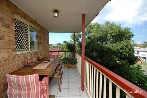 Property photo of 4/32 Weston Street Coorparoo QLD 4151