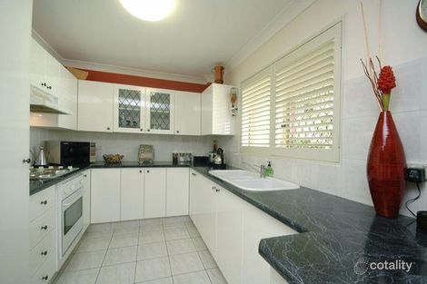 Property photo of 4/32 Weston Street Coorparoo QLD 4151