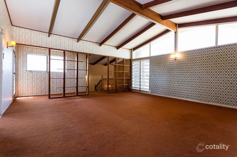 Property photo of 2 Salandra Street Mansfield QLD 4122