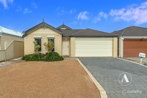 22 Fairlie Rd, Canning Vale, WA 6155