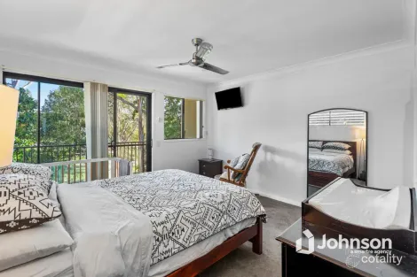 Property photo of 2/44 Careel Close Helensvale QLD 4212