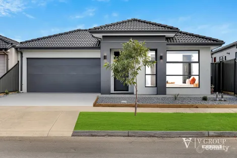 11 Chorilaena Way, Mickleham, VIC 3064