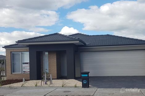 Property photo of 19 Biferno Crescent Cranbourne East VIC 3977