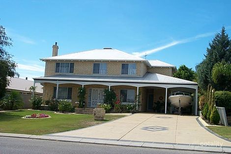 Property photo of 9 Green Croft Gardens Leeming WA 6149
