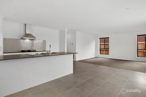 Property photo of 11 Dingo Road Beveridge VIC 3753