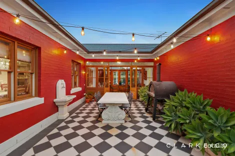 Property photo of 105 Forest Hill Drive Oakhampton Heights NSW 2320