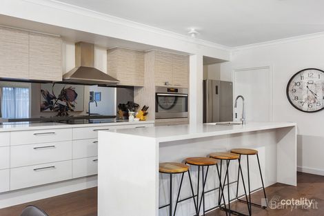 Property photo of 18 Lovero Court Kangaroo Flat VIC 3555