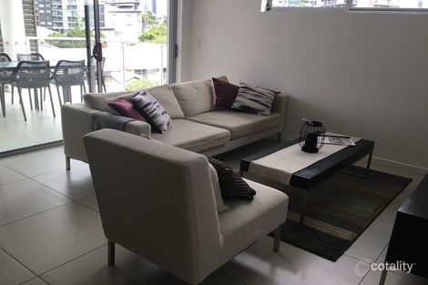 Property photo of 10/24 Rawlins Street Kangaroo Point QLD 4169
