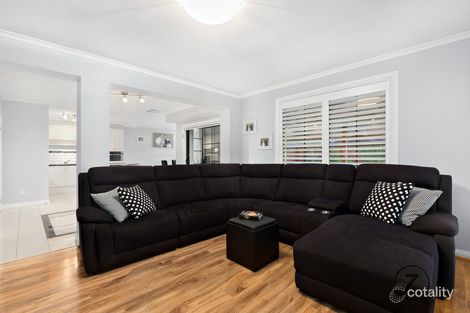 Property photo of 6 Wattle Valley Drive Hillside VIC 3037