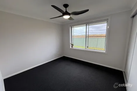 Property photo of 21 Emerald Avenue East Tamworth NSW 2340