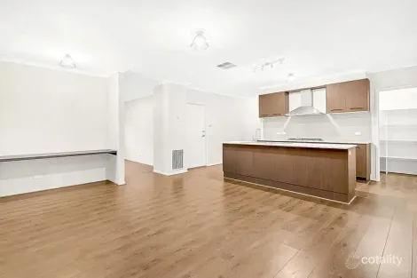 Property photo of 35 Moonlight Way Mickleham VIC 3064