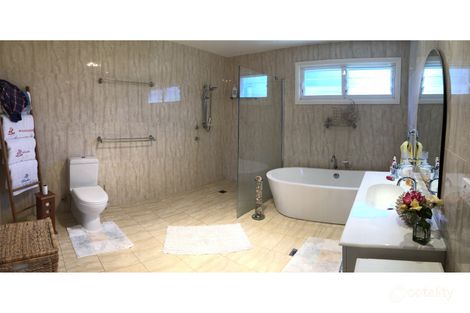 Property photo of 71A Bay Road Bolton Point NSW 2283