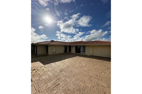 Property photo of 24 Pelican Ramble Yangebup WA 6164
