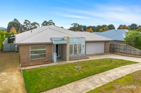 Property photo of 13 Charters Avenue Gisborne VIC 3437