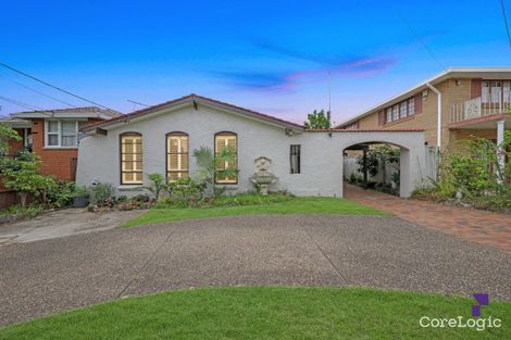 13 Kareela Cres, Greenacre, NSW 2190
