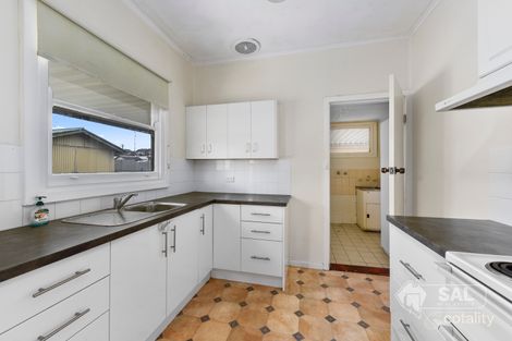 Property photo of 10 Oliver Street Bordertown SA 5268