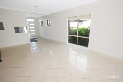 Property photo of 15 Thwaites Close Highton VIC 3216