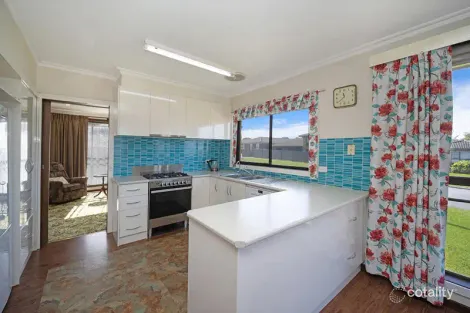 Property photo of 147 Rooneys Road Dennington VIC 3280