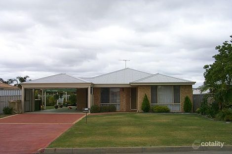 26 Chisholm Cir, Seville Grove, WA 6112