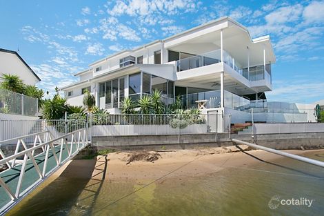 Property photo of 15 Coral Gables Key Broadbeach Waters QLD 4218