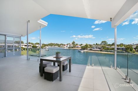 Property photo of 15 Coral Gables Key Broadbeach Waters QLD 4218