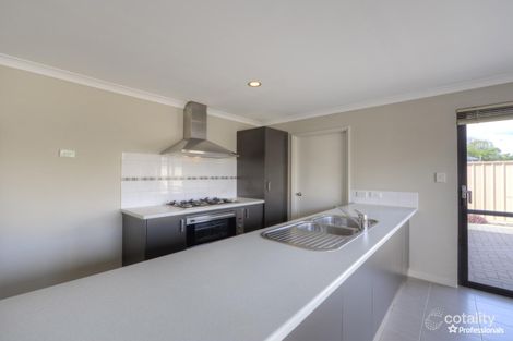 Property photo of 4/5 Pulchella Street Wattle Grove WA 6107