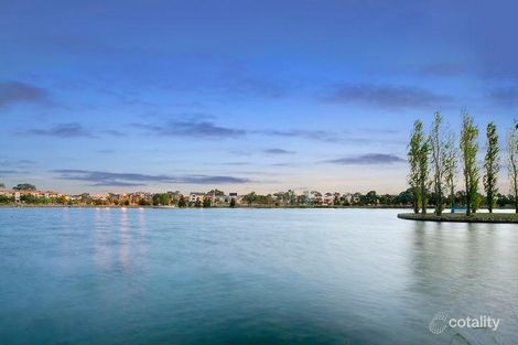 Property photo of 75 Hibberd Crescent Forde ACT 2914