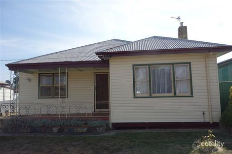 9 Barr St, Maryborough, VIC 3465