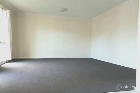 Property photo of 16 Corona Place Roxburgh Park VIC 3064