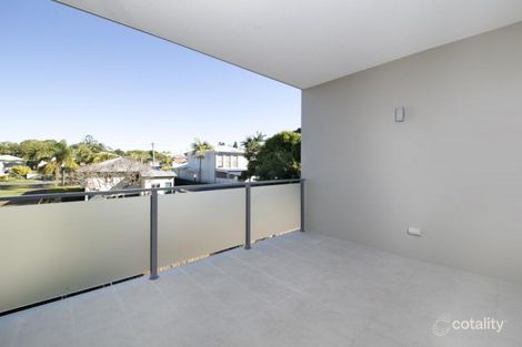 Property photo of 2/901 Wynnum Road Cannon Hill QLD 4170