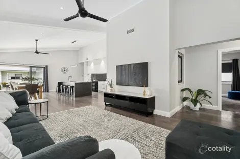 Property photo of 57 Highland Crescent Thirlmere NSW 2572