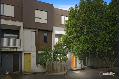 25/11 Troward Harvey Way, Craigieburn, VIC 3064