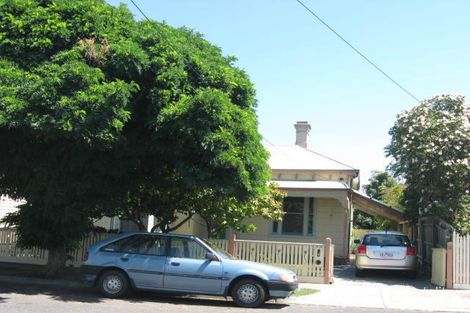 11 Oakbank St, Newport, VIC 3015