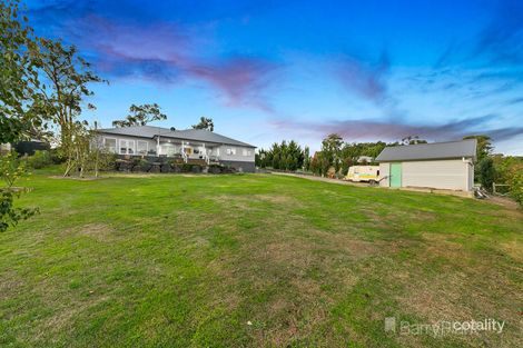 Property photo of 18 Petty Road Bunyip VIC 3815