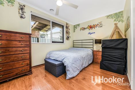 Property photo of 17 Springfield Crescent Hampton Park VIC 3976