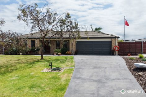 5 Riviera Cl, Paynesville, VIC 3880