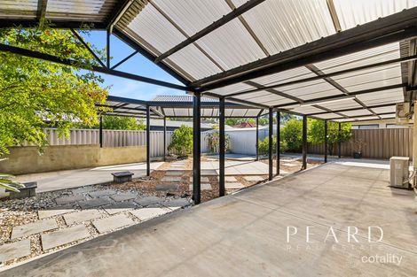 Property photo of 26 Turnstone Glade Bennett Springs WA 6063