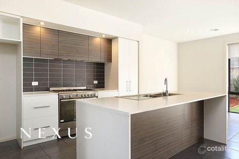 Property photo of 57 Burn Nar Look Drive Burwood VIC 3125