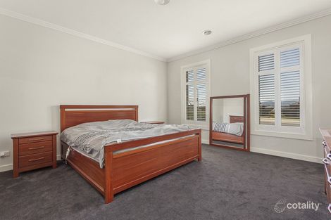 Property photo of 11 Morand Street Gisborne VIC 3437
