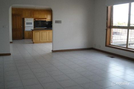 Property photo of 1A Lloyd Street Strathmore VIC 3041